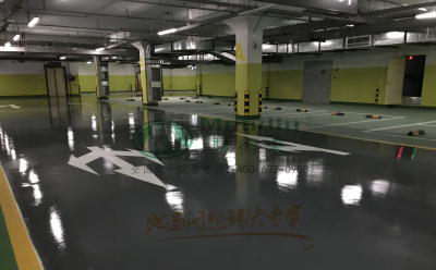 ‌旧地面翻新方案：临夏市环氧地坪涂层覆盖混凝土裂缝修复技术